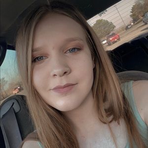 Meet your Posher, Maddy